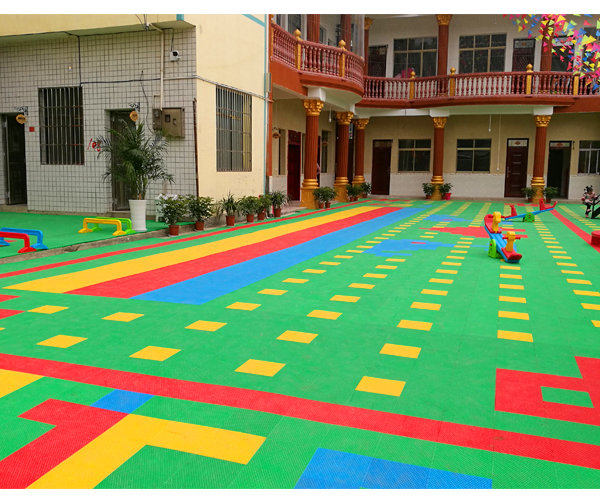 幼儿园悬浮式拼接地板的优势